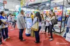 Robô Interativo na Brazil Promotion
