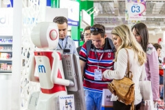 Robô Interativo na Brazil Promotion