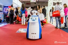 Robô Interativo na Brazil Promotion
