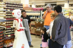 Robô Interativo do Supermercado Zona Sul - Rio de Janeiro- RJ
