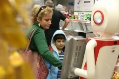Robô Interativo do Supermercado Zona Sul - Rio de Janeiro- RJ