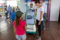 Robô Interativo da Syngenta na Showtec 2015