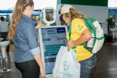Robô Interativo da Syngenta na Showtec 2015