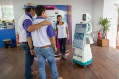 Robô Interativo da Syngenta na Showtec 2015