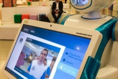 Robô Interativo lançamento do Programa de Relacionamento Vivo