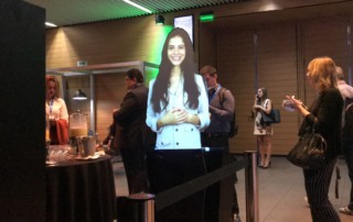 promotora holografica futuremedia