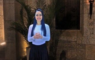 promotora holografica futuremedia